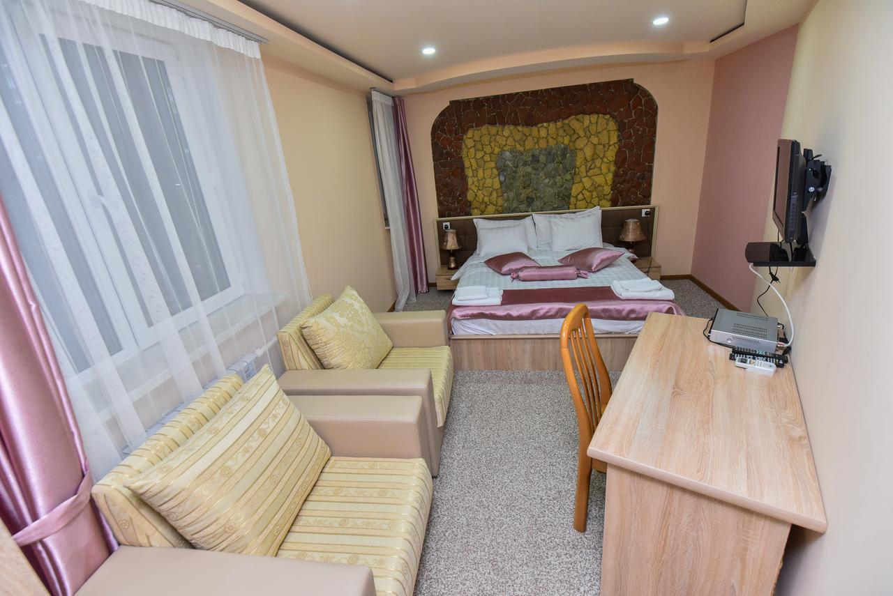 Gayane Hotel Alaverdi Exterior foto